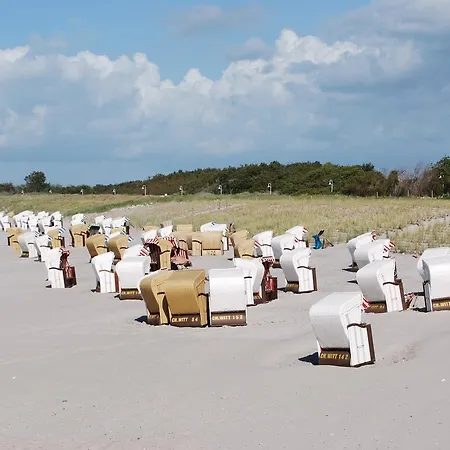 Ferienhaus Rügen In Putgarten